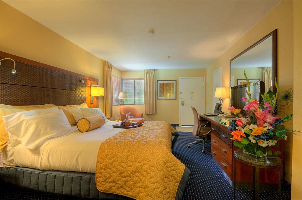 Best Western Chula Vista/Otay Valley Hotel Exterior photo